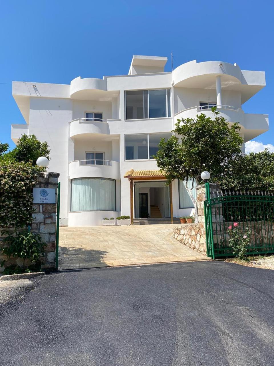 Seli'S Villa คซามิล ภายนอก รูปภาพ